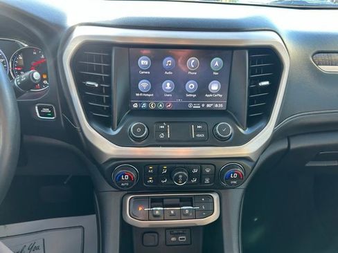 Used 2023 GMC Acadia Denali w/ Denali Ultimate Package FWD image 24