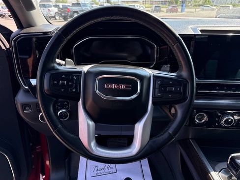 Used 2023 GMC Sierra 1500 SLT w/ SLT Premium Package AWD/4WD image 18