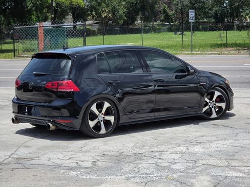 Used 2017 Volkswagen GTI S FWD image 9