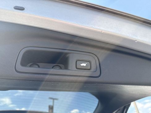 Used 2017 Honda Pilot EX-L image 6