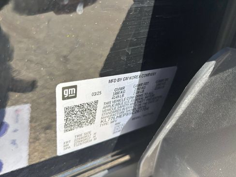 Used 2025 Chevrolet Trax LT w/ LT Convenience Package FWD image 27