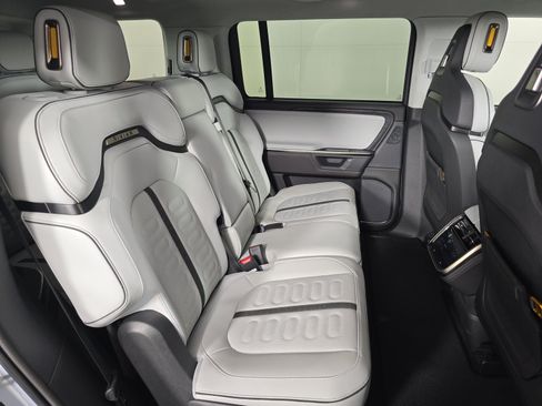 Used 2025 Rivian R1S Adventure AWD/4WD image 23