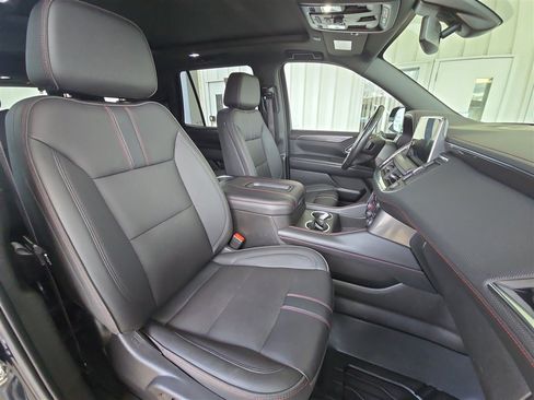 Used 2022 Chevrolet Tahoe RST w/ Luxury Package image 28