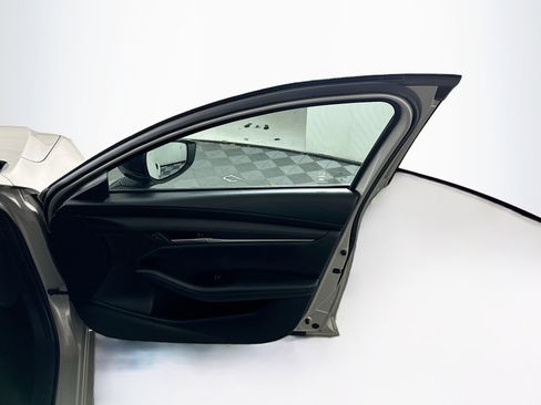 Used 2024 MAZDA MAZDA3 s image 32