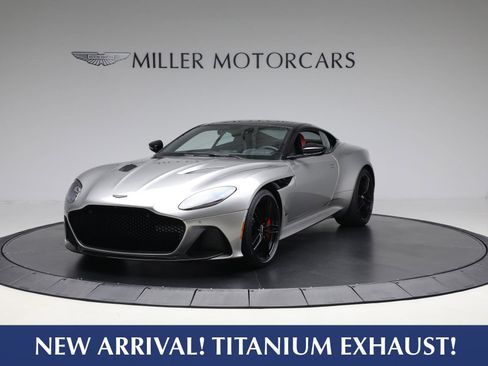 Used 2023 Aston Martin DBS Coupe image 1