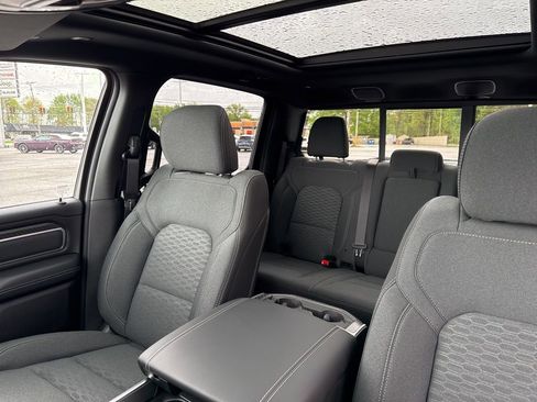 New 2026 RAM 1500 4x4 Crew Cab image 64