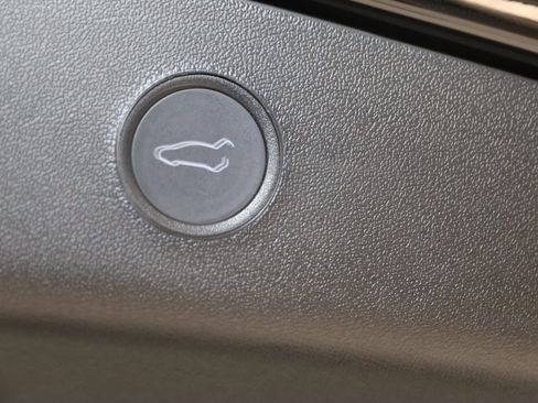 Used 2022 Tesla Model 3 Long Range image 50