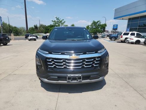 Certified 2025 Chevrolet Equinox LT w/ Safety and Technology Package FWD image 2