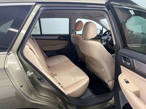 Used 2015 Subaru Outback 2.5i Premium image 16