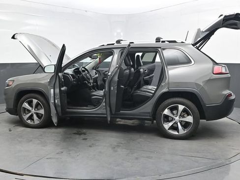 Used 2020 Jeep Cherokee Limited FWD image 55