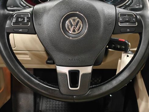 Used 2013 Volkswagen Jetta TDI FWD image 5