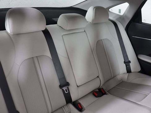 Used 2023 Hyundai Sonata SEL w/ Cargo Package image 33