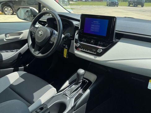 Used 2026 Toyota Corolla LE image 16