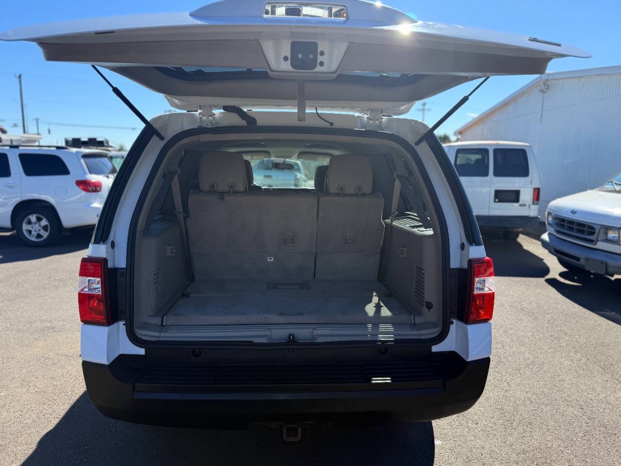 Used 2014 Ford Expedition EL XL AWD/4WD image 8
