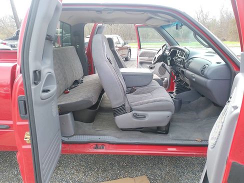 Used 1999 Dodge Ram 2500 Truck 2WD Quad Cab image 35