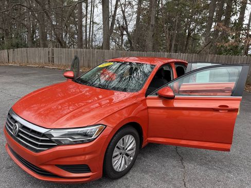 Used 2019 Volkswagen Jetta S w/ Driver Assistance Package FWD image 22