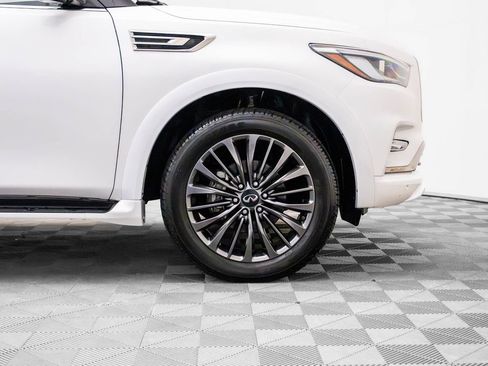 Used 2024 INFINITI QX80 Sensory image 42