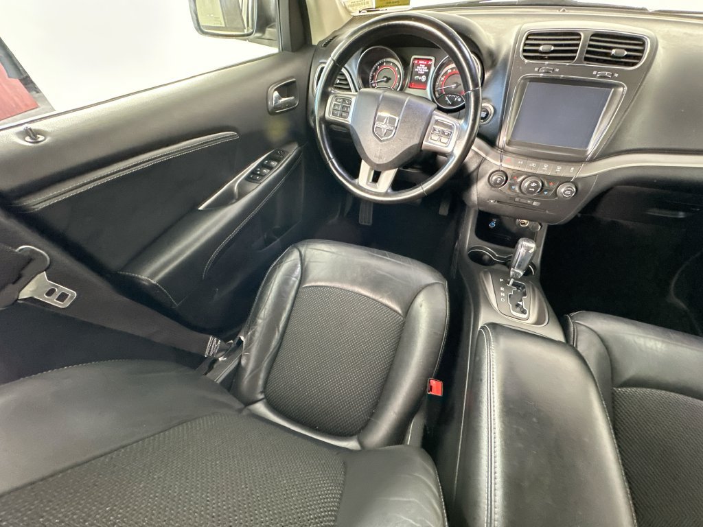 Used 2020 Dodge Journey Crossroad FWD image 9