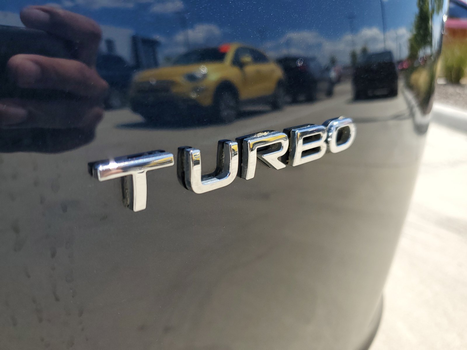 Used 2008 Saturn Sky Red Line RWD image 12
