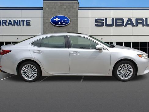 Used 2013 Lexus ES 350 w/ Luxury Pkg FWD image 11