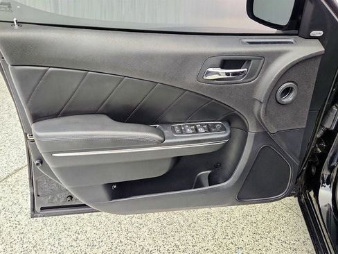 Used 2014 Dodge Charger R/T RWD image 10