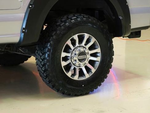 Used 2022 Ford F250 Lariat w/ Lariat Value Package image 51