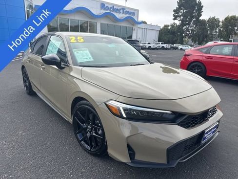 Used 2025 Honda Civic Sport image 3