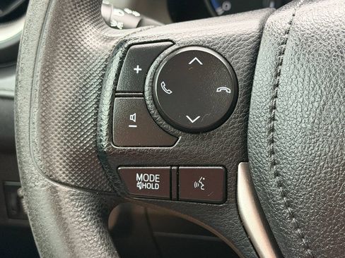 Used 2017 Toyota RAV4 LE w/ Carpet Mat Package FWD image 29