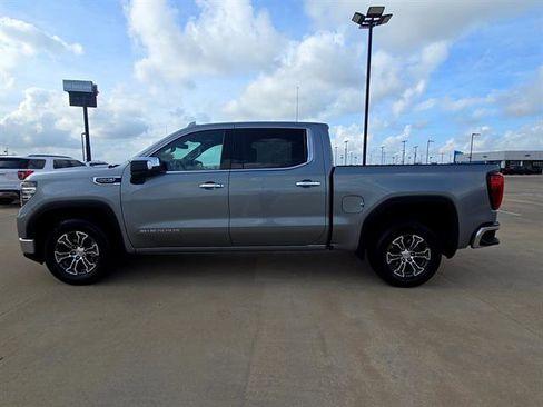 Used 2026 GMC Sierra 1500 SLT RWD image 5