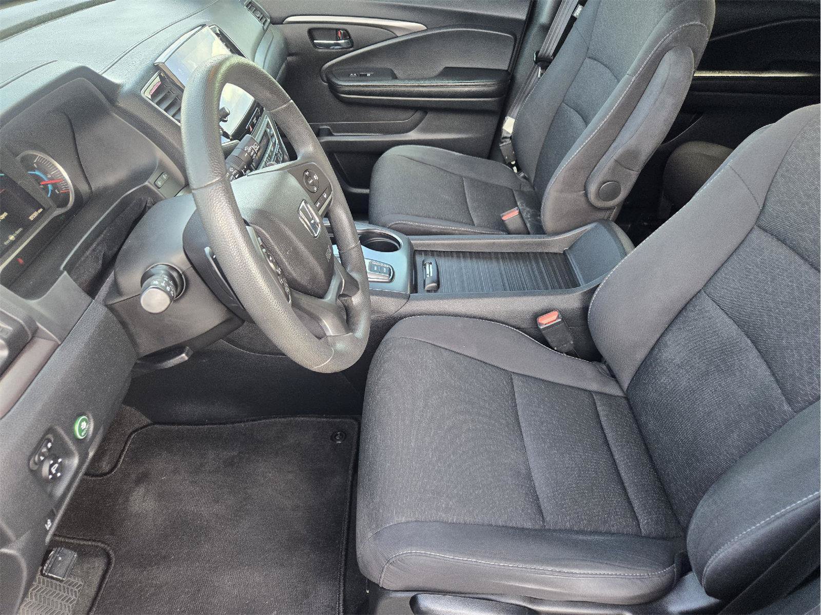 Used 2021 Honda Passport Sport image 11