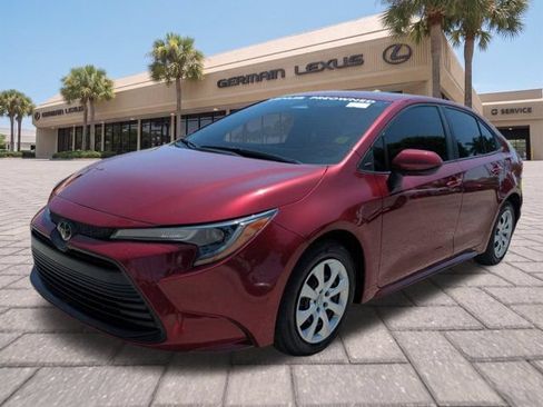 Used 2023 Toyota Corolla LE FWD image 8