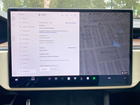 Used 2023 Tesla Model S Standard Range image 27
