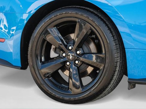 Used 2022 Ford Mustang Premium w/ Equipment Group 201A image 41