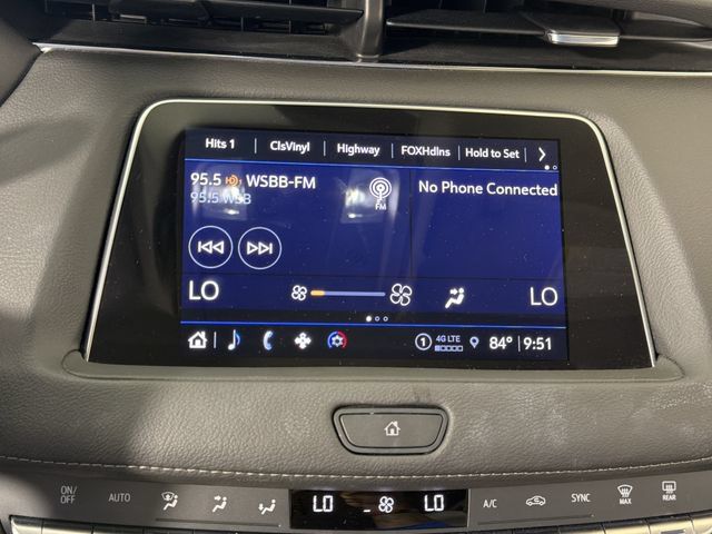 Used 2023 Cadillac XT4 Premium Luxury FWD image 7