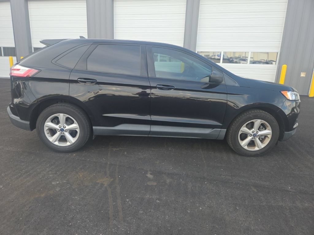 Used 2020 Ford Edge SE FWD image 14
