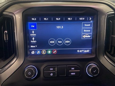 Used 2020 Chevrolet Silverado 1500 LT Trail Boss image 20