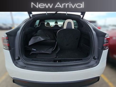 Used 2022 Tesla Model X AWD/4WD image 12