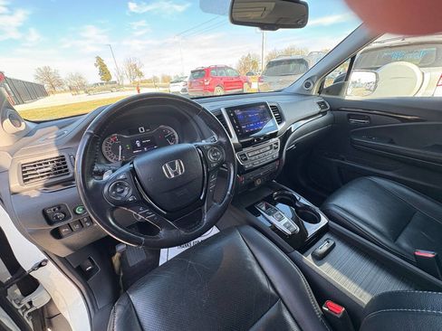 Used 2016 Honda Pilot Elite image 10
