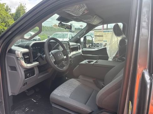 New 2026 Ford F250 XLT w/ Snow Plow Prep Package AWD/4WD image 11