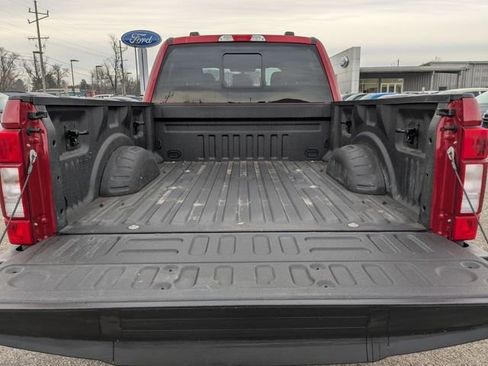 Used 2022 Ford F250 XLT w/ XLT Premium Package image 17