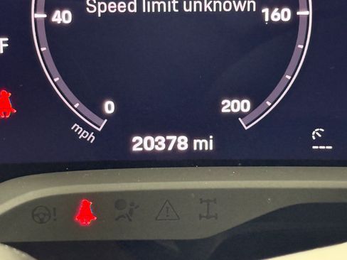 Used 2022 Porsche Taycan 4 Cross Turismo image 24