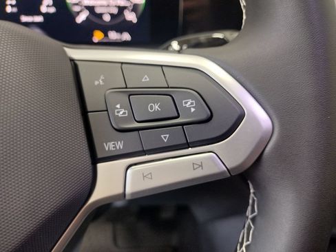 New 2026 Volkswagen Tiguan SE AWD/4WD image 26