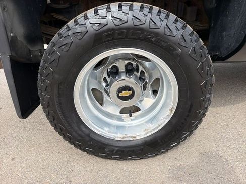 Used 2016 Chevrolet Silverado 3500 High Country w/ Duramax Plus Package AWD/4WD image 31