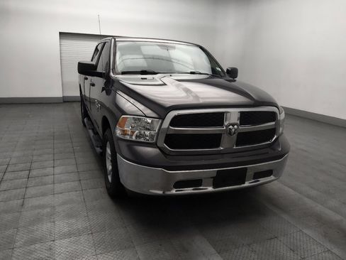 Used 2019 RAM 1500 Classic SLT RWD image 13