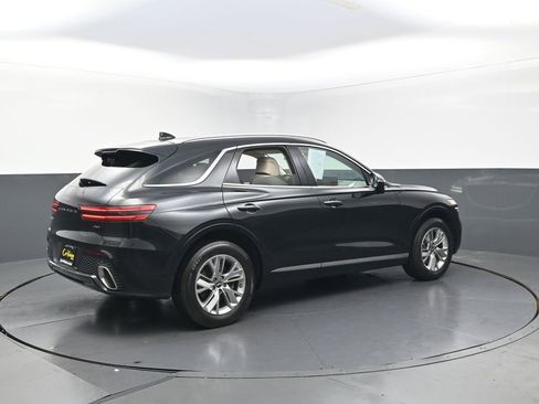 Used 2023 Genesis GV70 2.5T image 9
