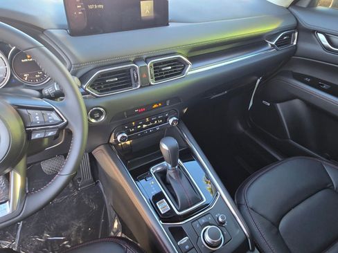 New 2025 MAZDA CX-5 Carbon Edition image 18