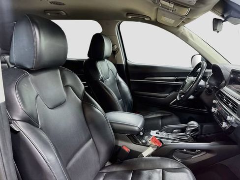 Used 2022 Kia Telluride LX AWD/4WD image 22