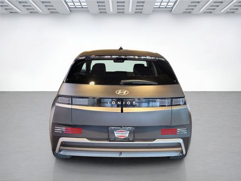 New 2026 Hyundai Ioniq 5 SEL RWD image 5