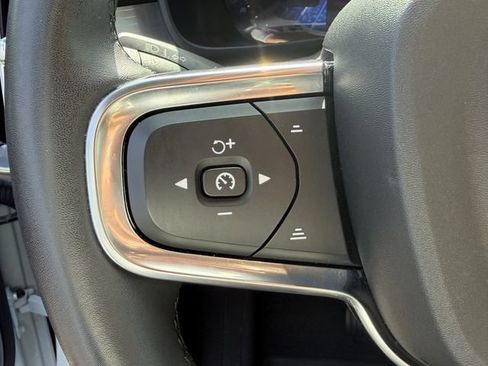 Certified 2024 Volvo XC40 B5 Core AWD/4WD image 26