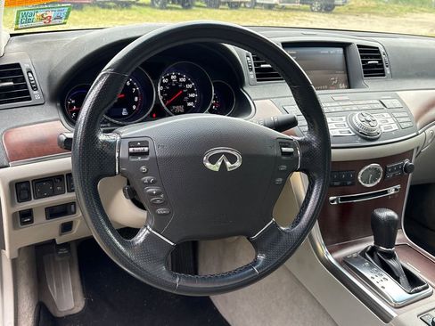 Used 2010 INFINITI M35 x w/ Technology Pkg AWD/4WD image 4